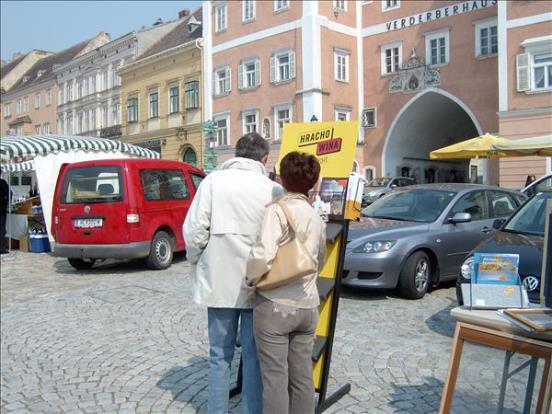 Frühshoppen am Retzer Hauptplatz