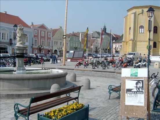 Frühshoppen am Retzer Hauptplatz