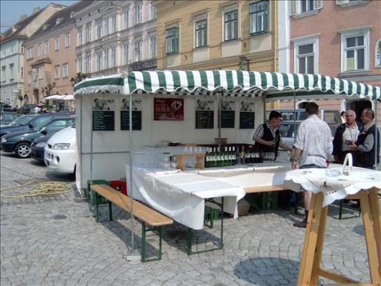 Frühshoppen am Retzer Hauptplatz